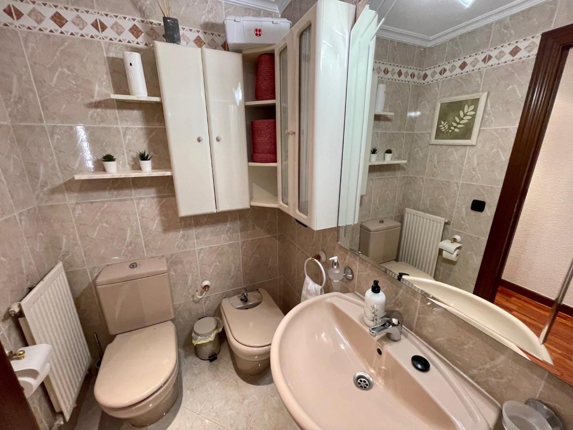 Apartamento Reyes De Espana / Free Parking & Wi Fi サラマンカ エクステリア 写真