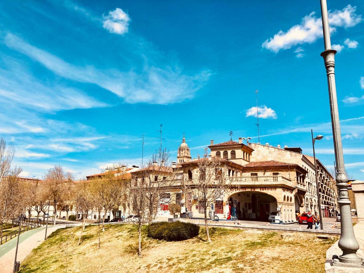 Apartamento Reyes De Espana / Free Parking & Wi Fi サラマンカ エクステリア 写真